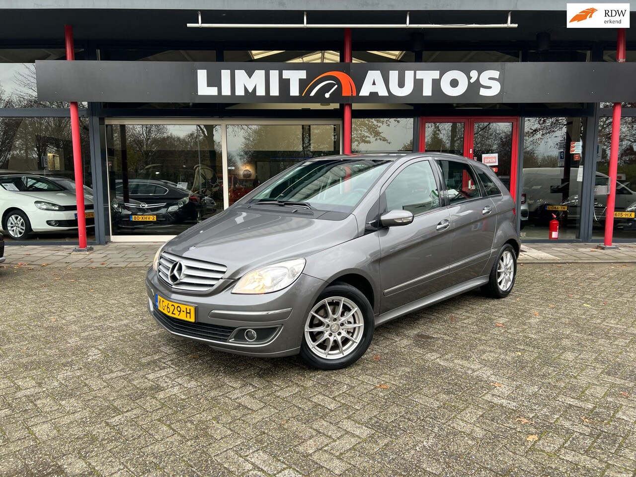 Mercedes-Benz B-klasse - 200 Airco/Aut/Camera/Carplay/Cruise/El.ramen/Lmv/Apk - AutoWereld.nl