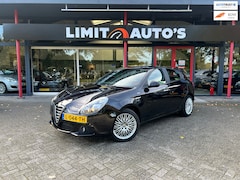 Alfa Romeo Giulietta - 1.4 T Distinctive/Airco/Stoel.verw/Elek.Ramen/Lmv/Apk