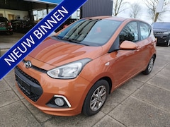 Hyundai i10 - 1.0i * 5 drs * 86.598 km * Airco * Bluetooth * cruise * LM velgen * Winterpakket