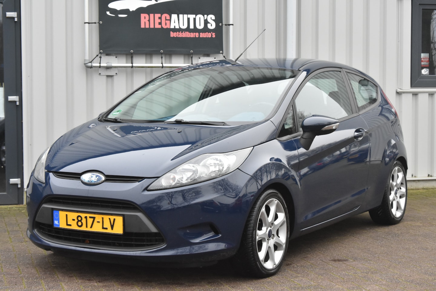 Ford Fiesta - 1.25 Trend 82PK. LMV, Trekhaak, Airco!! - AutoWereld.nl