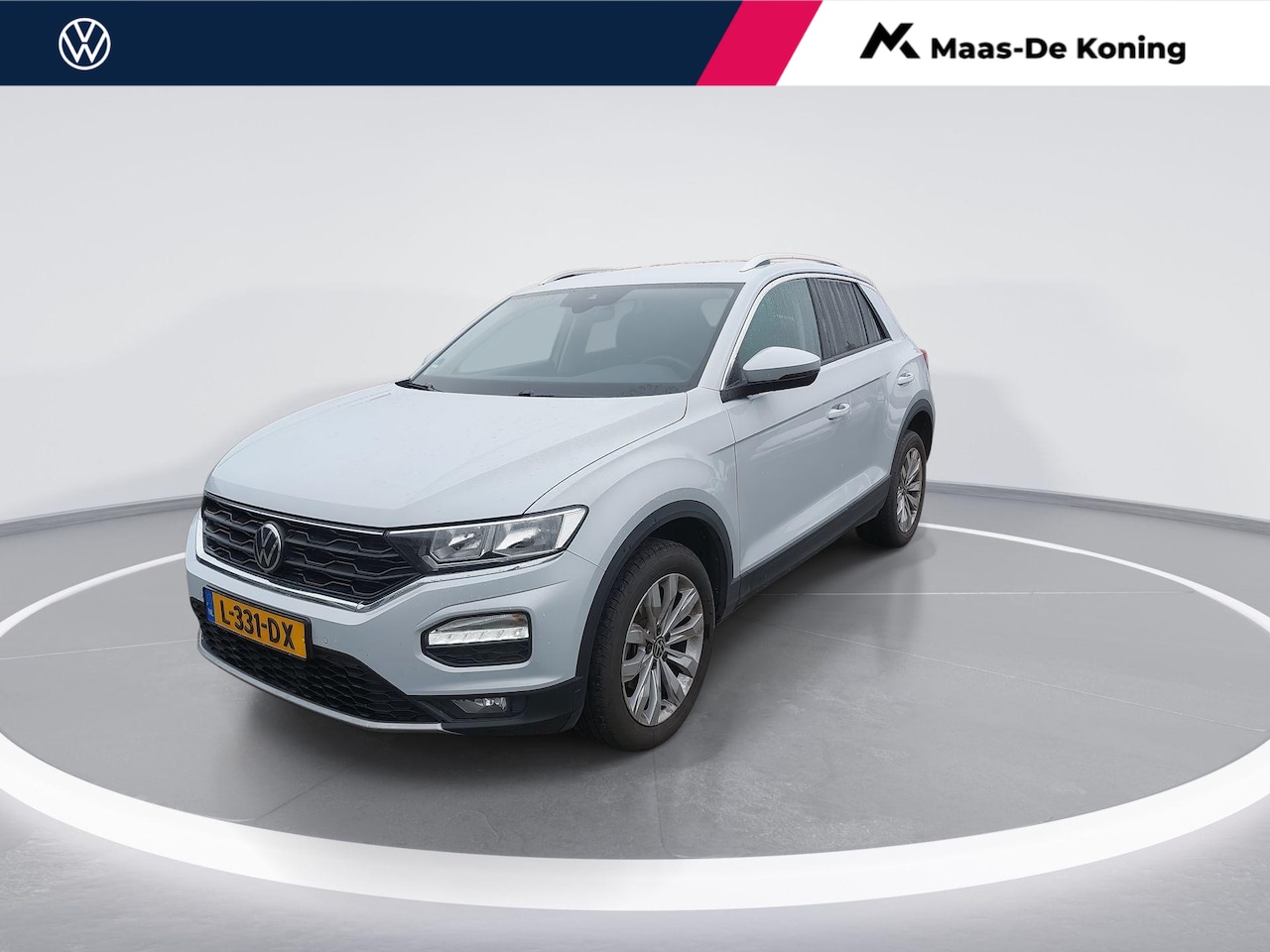 Volkswagen T-Roc - 1.5 TSI Style 150PK l Achteruitrijcamera l Navigatie l Automatische airconditioning l 17" - AutoWereld.nl