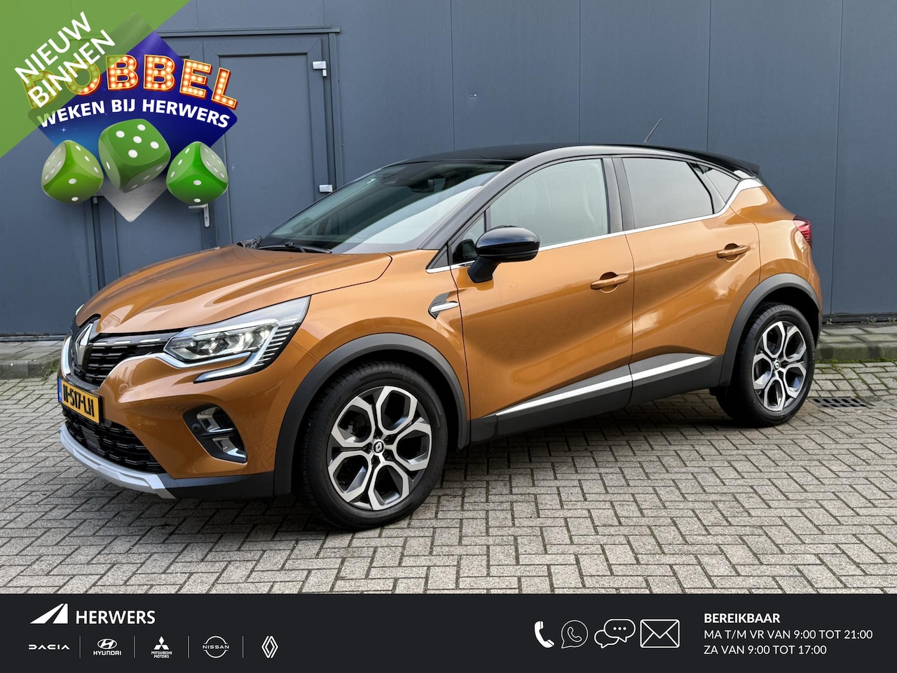 Renault Captur - 1.3 TCe 140 Intens / Automaat / Navigatie / Camera / Cruise Control / Keyless Entry & Go / - AutoWereld.nl