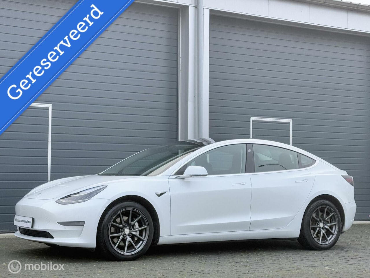 Tesla Model 3 - Long Range RWD Long Range AWD 75 kWh - incl. BTW - nette auto - AutoWereld.nl