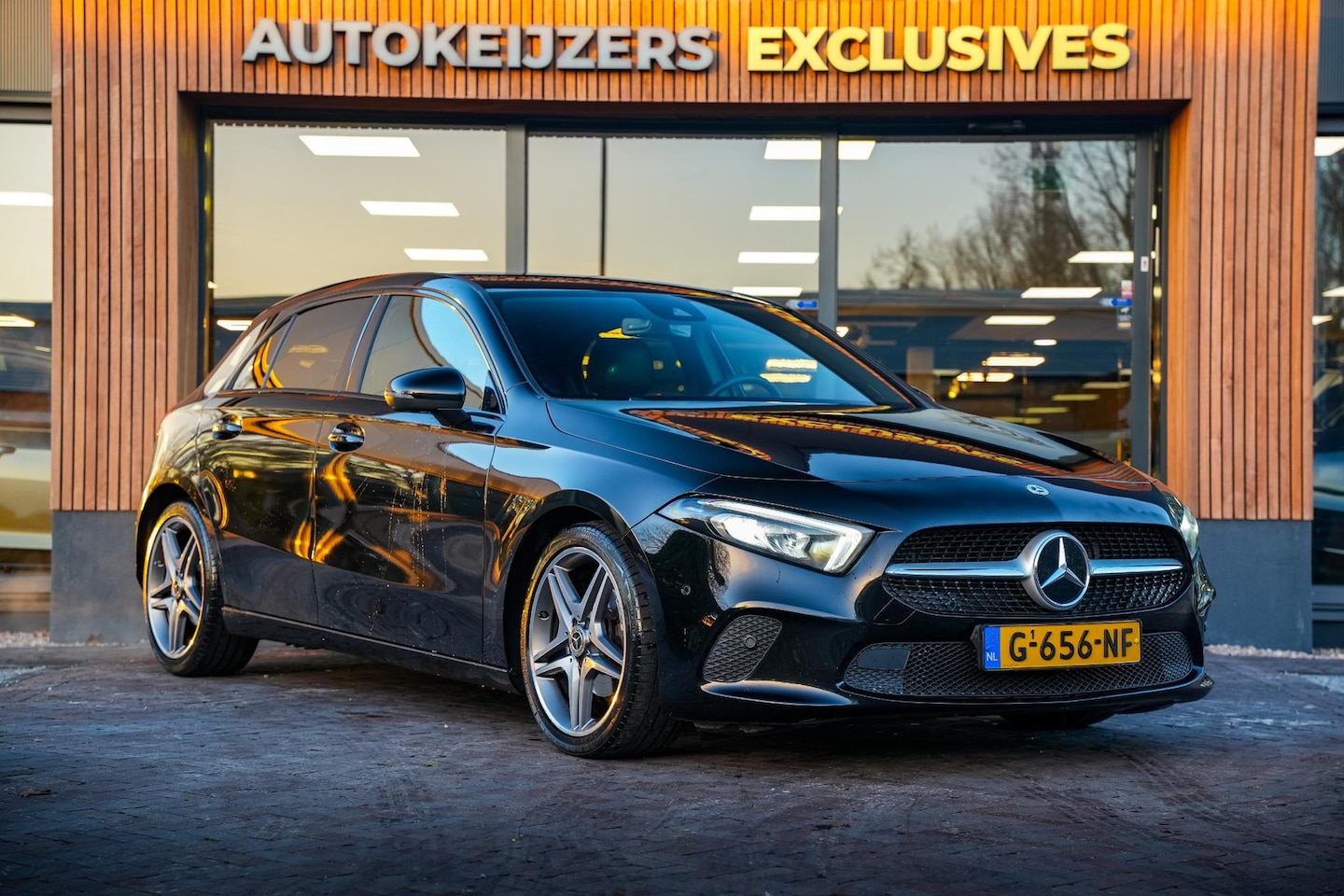 Mercedes-Benz A-klasse - 180 Advantage Navigatie Camera Leer Cruise Automaat! - AutoWereld.nl