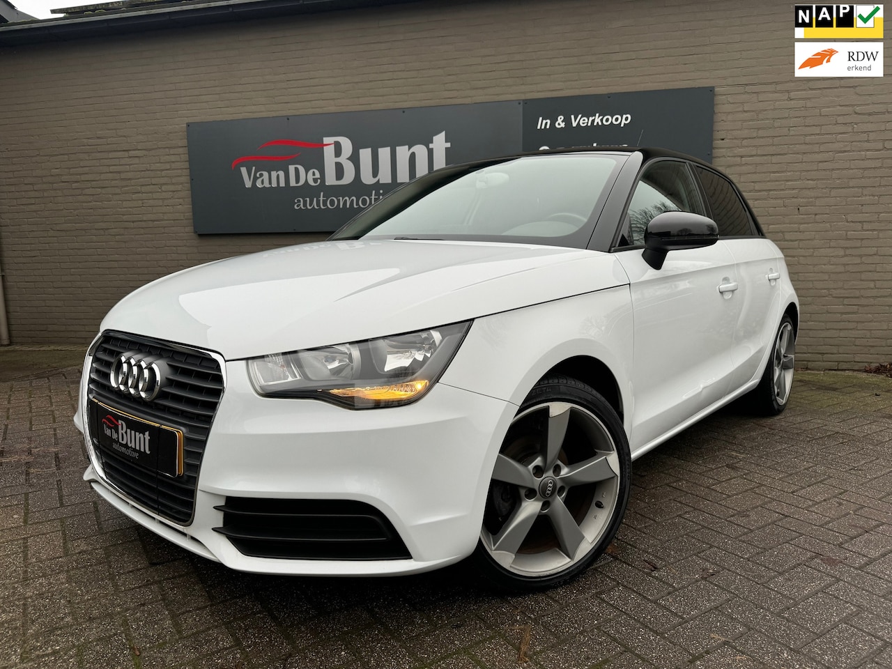 Audi A1 Sportback - 1.2 TFSI Pro Line Business - AutoWereld.nl