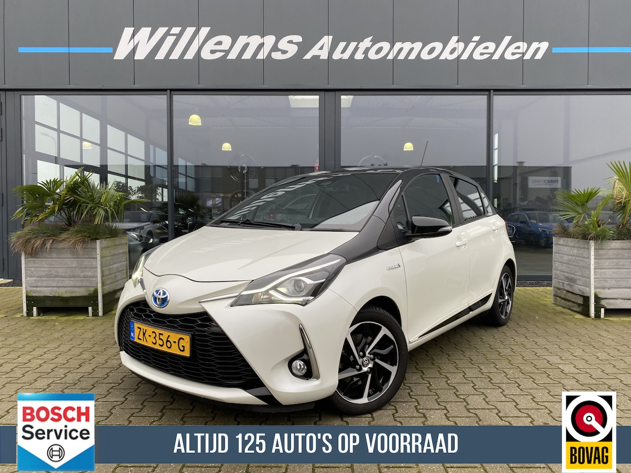 Toyota Yaris - 1.5 Hybrid Executive Panodak , Navigatie , Cruise Control - AutoWereld.nl