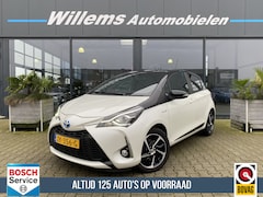 Toyota Yaris - 1.5 Hybrid Executive Panodak , Navigatie , Cruise Control