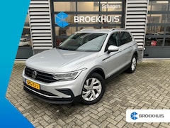 Volkswagen Tiguan - 1.5 TSI 150 pk Life 7-DSG | Trekhaak wegklapbaar | Achteruitrijcamera | Cruise control ada