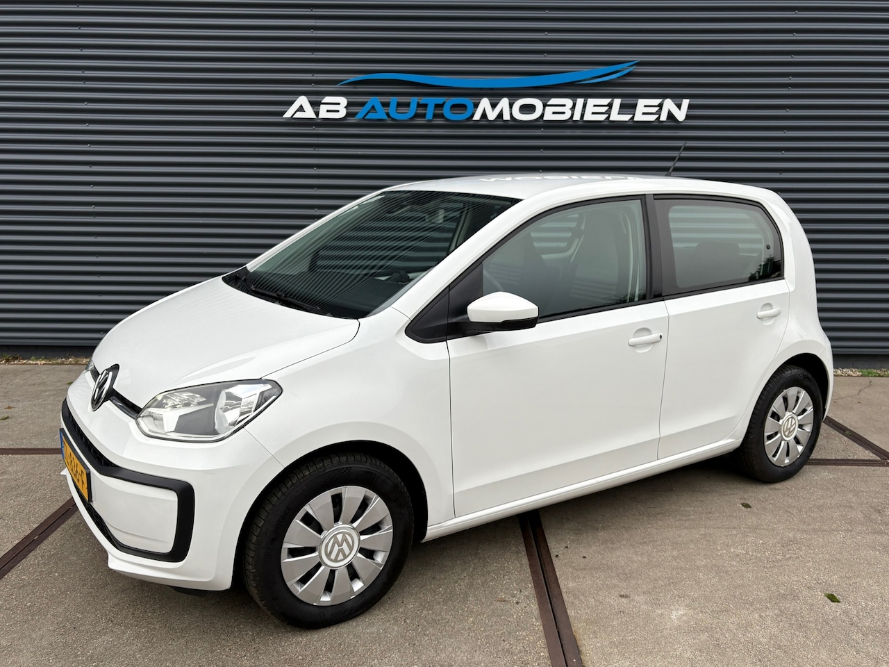 Volkswagen Up! - 1.0 BMT move up! 5 DEURS/ BLUETOOTH/ LED VERL - AutoWereld.nl