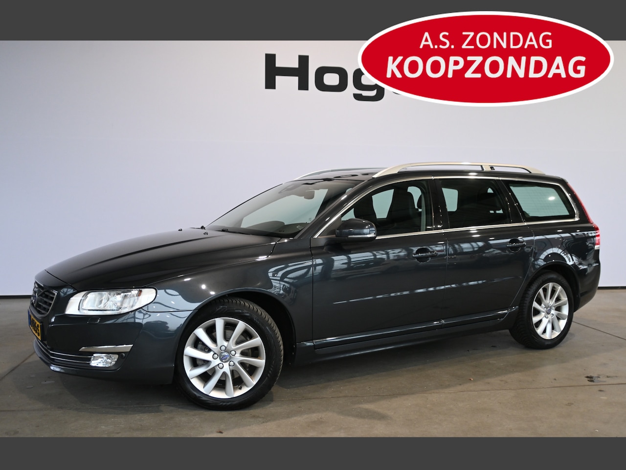 Volvo V70 - 2.0 D4 Polar+ Ecc Navigatie Panoramadak Stoelverwarming Rijklaarprijs Inruil Mogelijk! - AutoWereld.nl