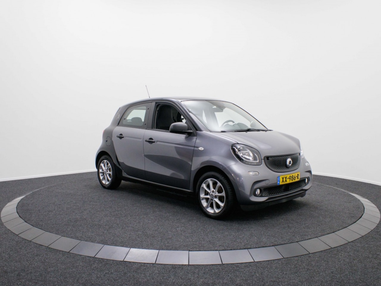 Smart Forfour - EQ Business Solutions | SUBSIDIE EUR 2.000 - AutoWereld.nl