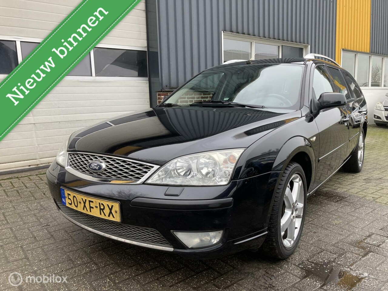 Ford Mondeo Wagon - 1.8-16V Platinum NETTE AUTO! TREKHAAK! - AutoWereld.nl