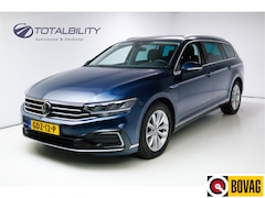 Volkswagen Passat Variant - 1.4 TSI PHEV GTE Business Travel-assist, Electrische achterklep, Camera, Navigatie, Digi d