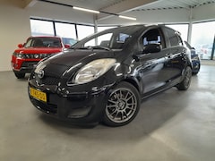 Toyota Yaris - 1.0 VVTI ACCES