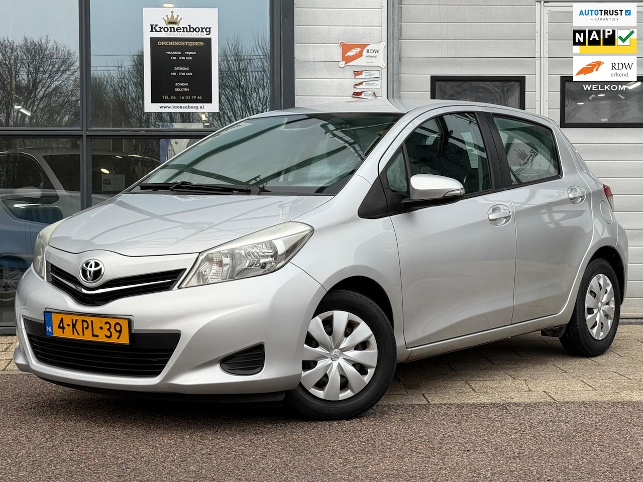 Toyota Yaris - 1.0 VVT-i Aspiration 1.0 VVT-i Aspiration, NAP, CAMERA, APK - AutoWereld.nl