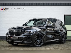 BMW X5 - xDrive45e B&W Carbon 4-Wielbesturing Sky Pano