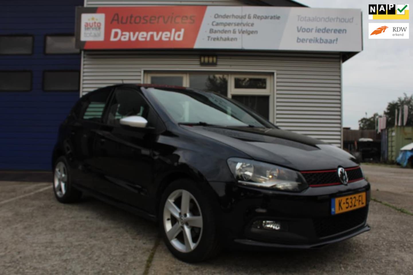 Volkswagen Polo - 1.2-12V BlueMotion Comfortline Black Edition, 5 deurs, airco, lm velgen, nieuwe distributi - AutoWereld.nl