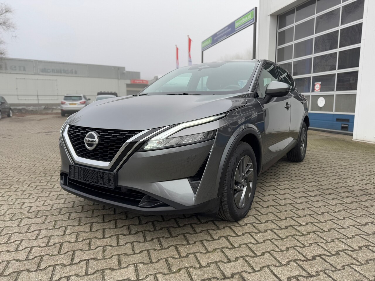 Nissan Qashqai - 1.3 MHEV 160PK Acenta Automaat (RIJKLAARPRIJS / BOVAG) - AutoWereld.nl