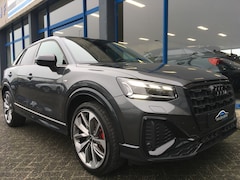 Audi Q2 - 35 TFSI S-line Matrix Pano Sonos gar. 10-2025