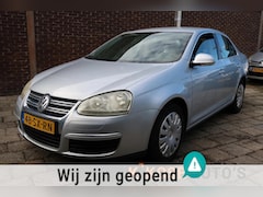 Volkswagen Jetta - 1.6 FSI Comfortline, Climate control, Trekhaak, Elektrische ramen + Spiegels, Cruise Contr