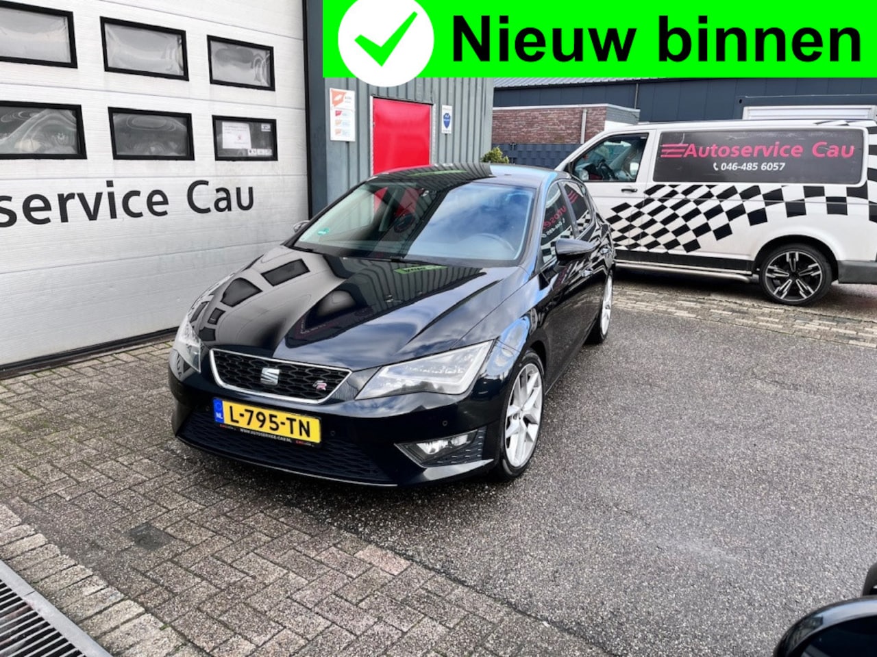 Seat Leon - 1.8 TSI FR 180PK Navi|Bluetooth|Half leer|18inch - AutoWereld.nl