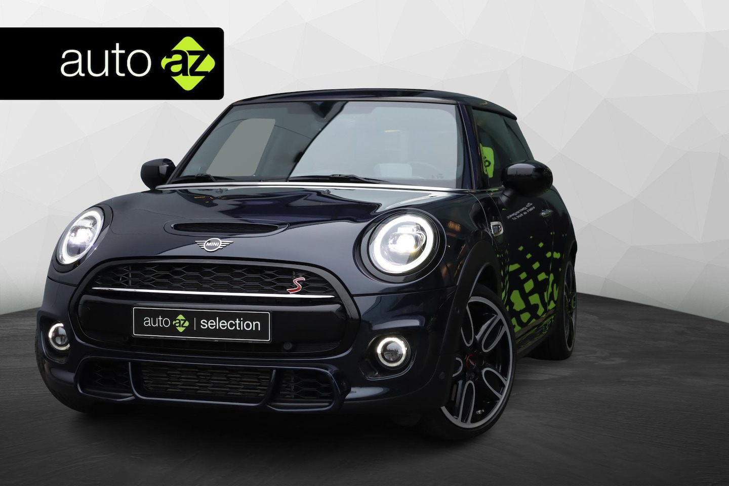 MINI Cooper S - 3-deurs |  Hammersmith / JCW Pakket / Panorama - AutoWereld.nl