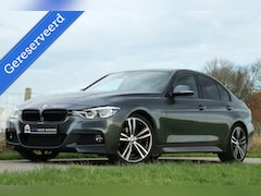 BMW 3-serie - 320i M-Sport / M-Pakket / 184PK / Navi Pro / LED / Leer / 19" / Shadow High Executive