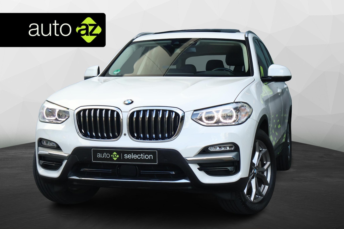 BMW X3 - xDrive30i High Executive / Panorama / Trekhaak / 360 cam - AutoWereld.nl