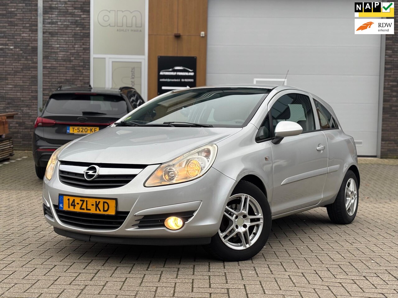 Opel Corsa - 1.2-16V Enjoy | Airco | - AutoWereld.nl