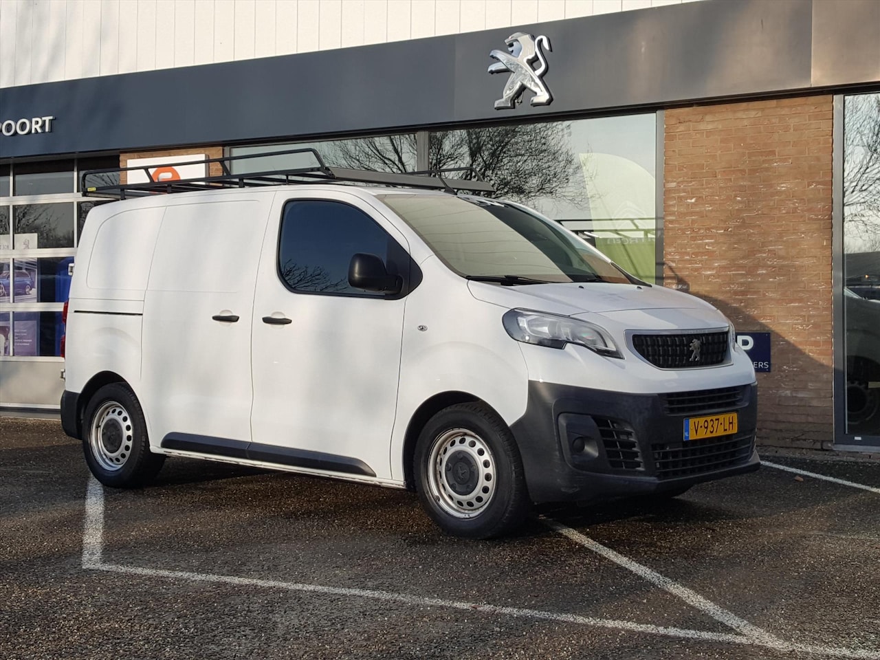 Peugeot Expert - 226C GB 1.6 BlueHDi 95pk 3p. PREMIUM AIRCO, IMPERIAAL, TREKHAAK SORTIMO OPBERGKAST, WEINIG - AutoWereld.nl