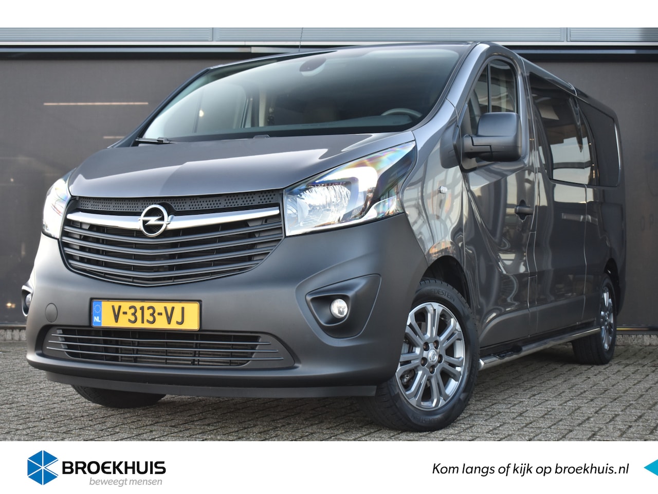 Opel Vivaro - 1.6 CDTI L2H1 DC Sport 5p. | Navigatie | Achteruitrijcamera | Betimmering | Trekhaak | All - AutoWereld.nl