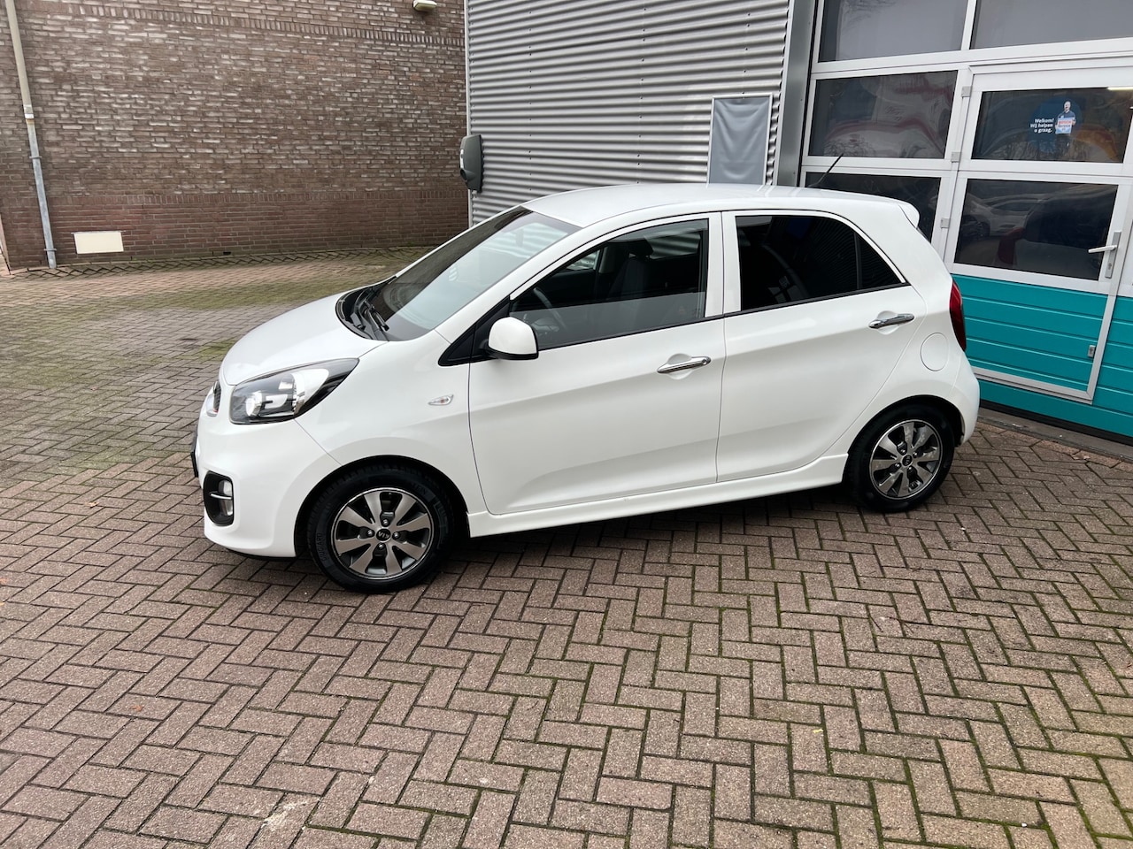 Kia Picanto - 1.0 CVVT ComfortLine 1.0 CVVT 5-DRS ComfortLine - AutoWereld.nl