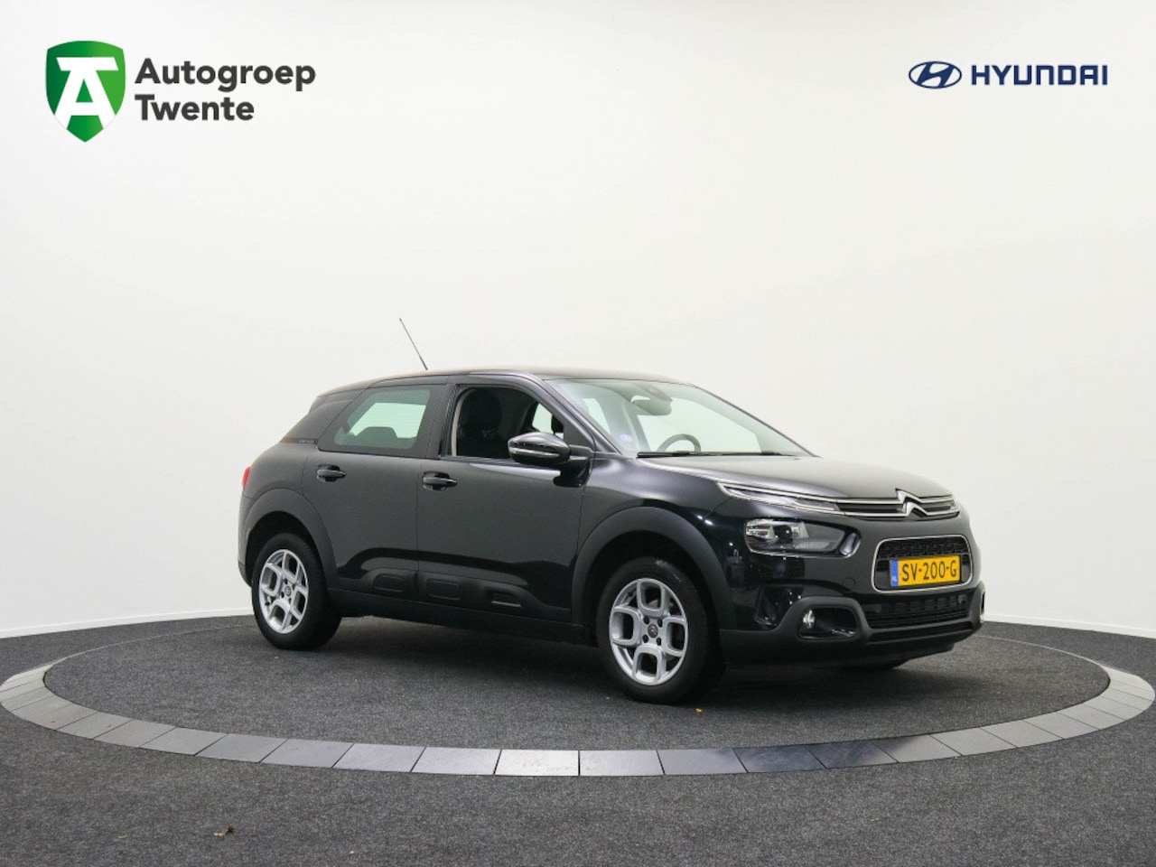 Citroën C4 Cactus - 1.2 PT Business | Navigatie | Trekhaak | 4-seizoenbanden - AutoWereld.nl