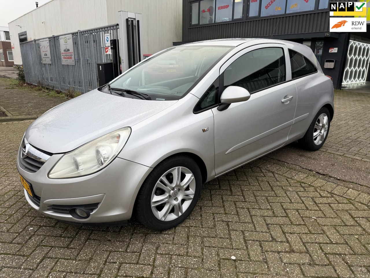 Opel Corsa - 1.2-16V Business 1.2-16V Business - AutoWereld.nl