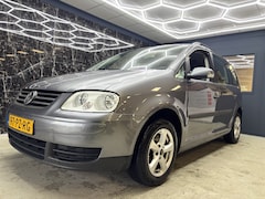 Volkswagen Touran - 1.6-16V FSI Turijn