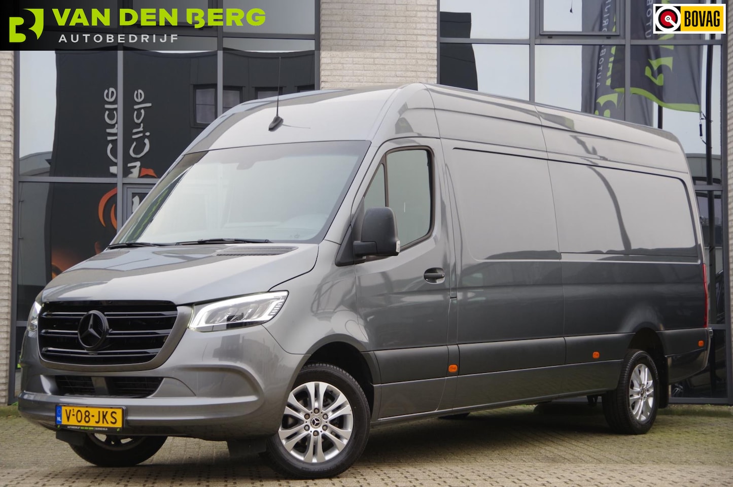 Mercedes-Benz Sprinter - 316 2.2 CDI L3H2 3-ZITS, AUT. LED, 3.5T TREKHAAK, LEDER, CAMERA, NAVI, CRUISE, CLIMA - AutoWereld.nl