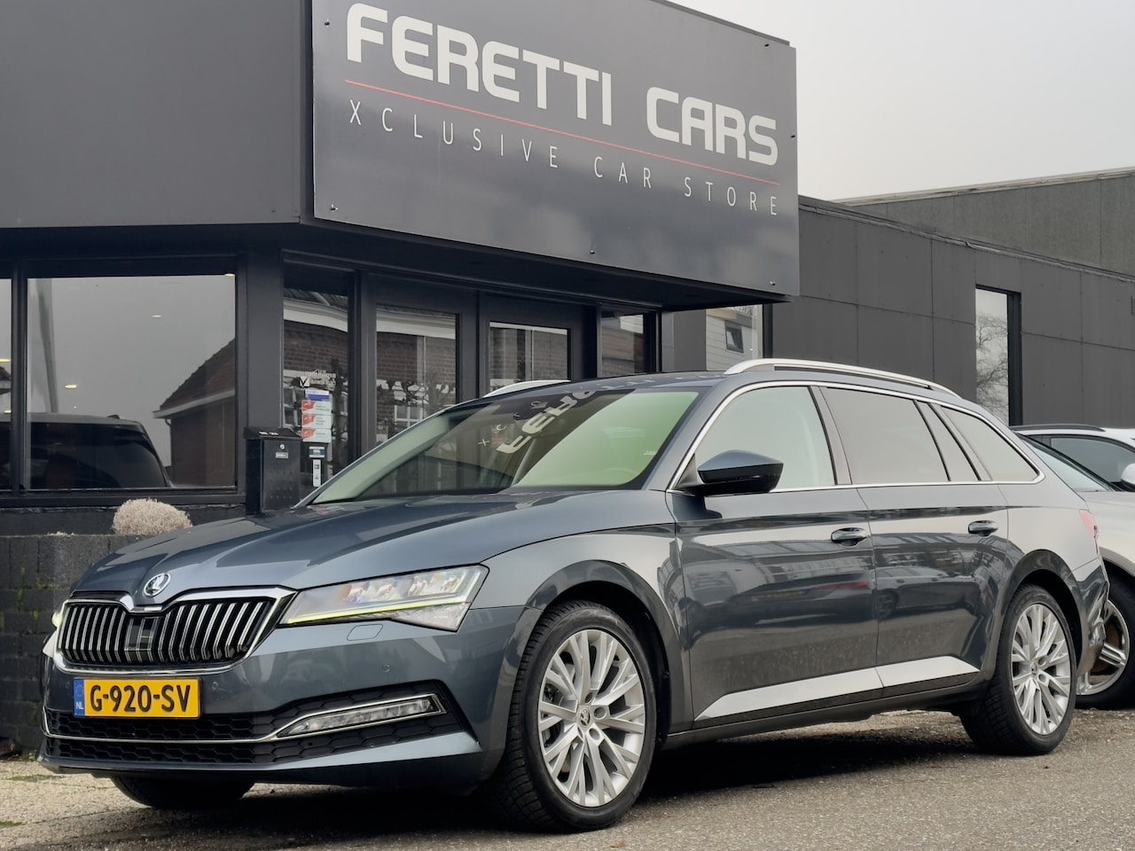 Skoda Superb Combi - 1.5 TSI ACT AUT7 EDITION LEDER NAVI CAMERA DIGI-DASH APPLE-CARPLAY LED LMV PDC - AutoWereld.nl