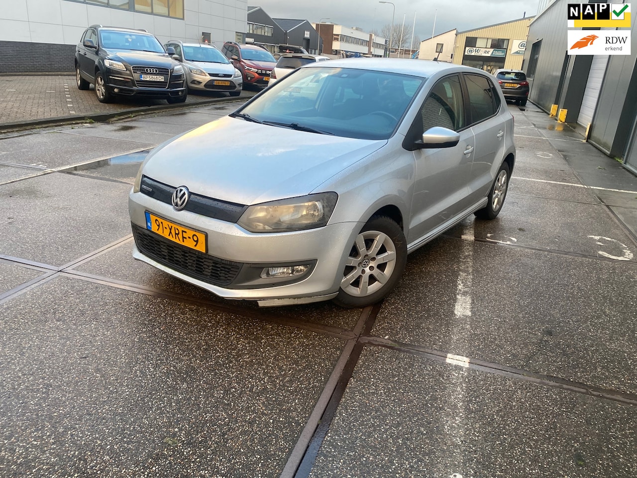 Volkswagen Polo - 1.2 TDI BlueMotion Comfortline/5drs/2e EIG/dealeronderhouden/1jaar apk/airco/navi - AutoWereld.nl