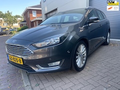 Ford Focus Wagon - 1.0 Titanium/Navi/Cruise-c/Climate-c/Park Assist/keyless/PDC/AUX/Dealer-onderhouden