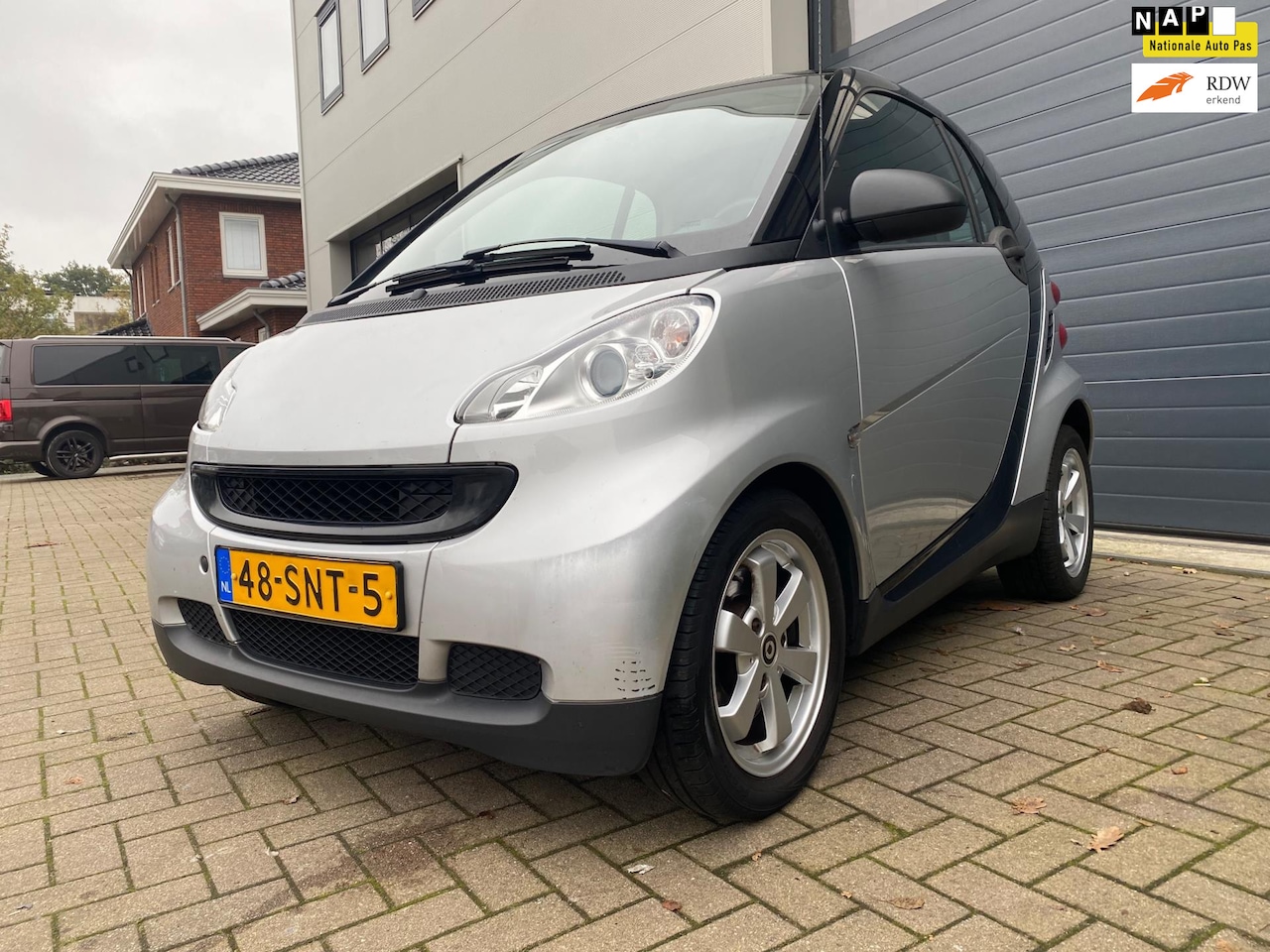 Smart Fortwo coupé - 1.0 mhd Pure/Pano/Automaat/Airco/Goed onderhouden/Elek-ramen/Lmv/ - AutoWereld.nl