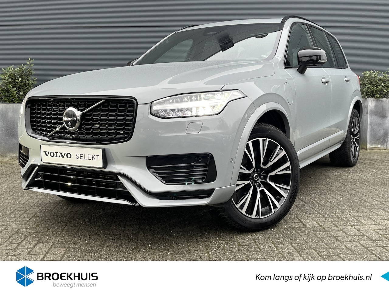 Volvo XC90 - 2.0 T8 Recharge AWD Ultimate Dark | Luchtvering | HUD | Bowers&Wilkins | Gelamineerd Glas - AutoWereld.nl