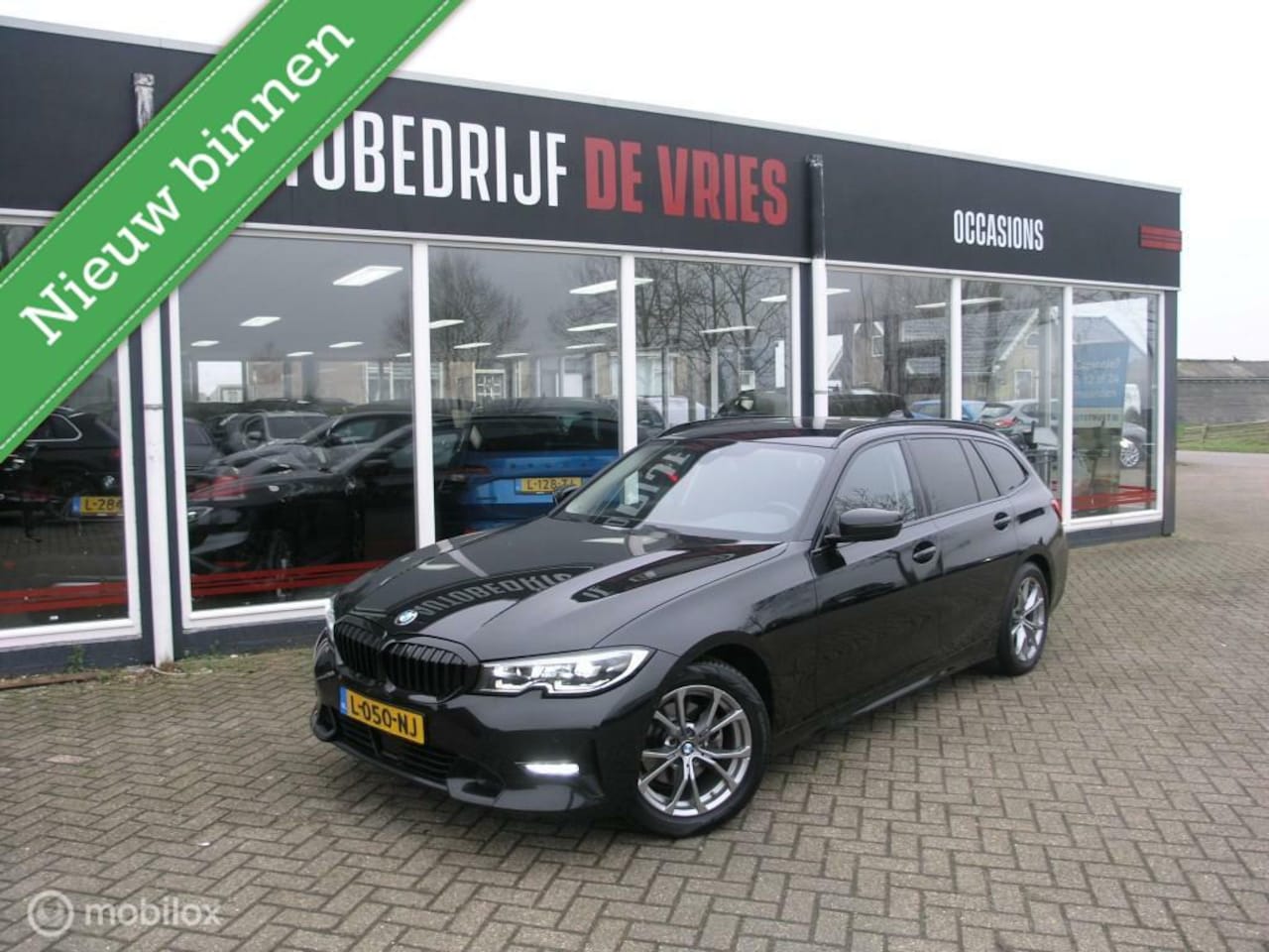 BMW 3-serie Touring - 320i Black-Optick Adapt-Cruise/Sportstoelen - AutoWereld.nl