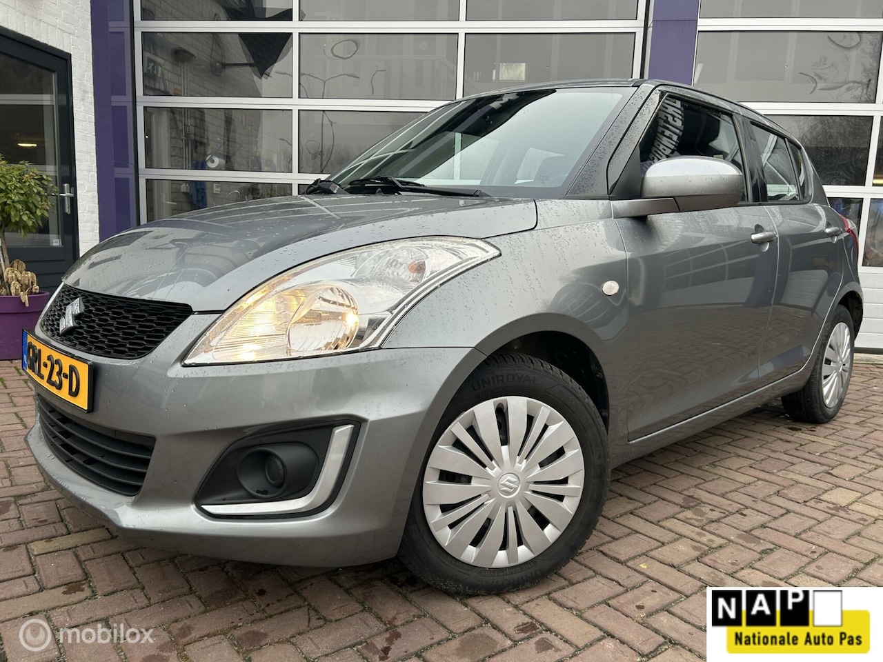 Suzuki Swift - 1.2 Style EASSS * 5 DRS * AIRCO * - AutoWereld.nl