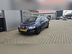 Volkswagen Passat - 2.0 FSI Highline