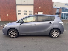 Toyota Verso - 1.8 VVT-i Panoramic 7p / Stoelverwarming / Navi