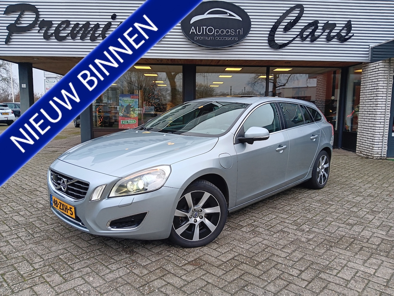 Volvo V60 - 2.4 D6 AWD Plug-In Hybrid Summum|BLIS|DAK|TREKH|ADAPT CR|Zeer Luxe - AutoWereld.nl