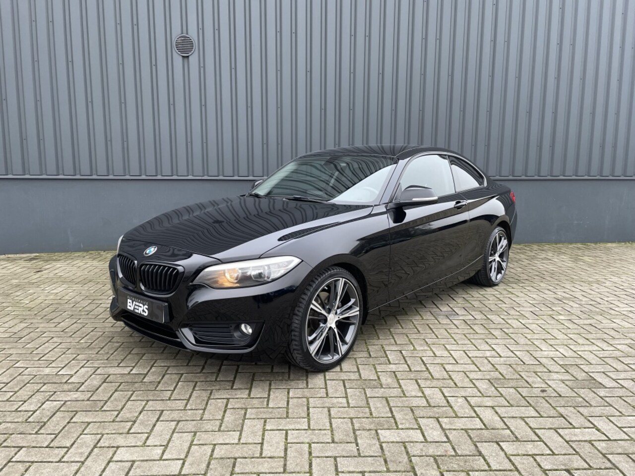 BMW 2-serie Coupé - 220i Business LM velgen 19" - AutoWereld.nl