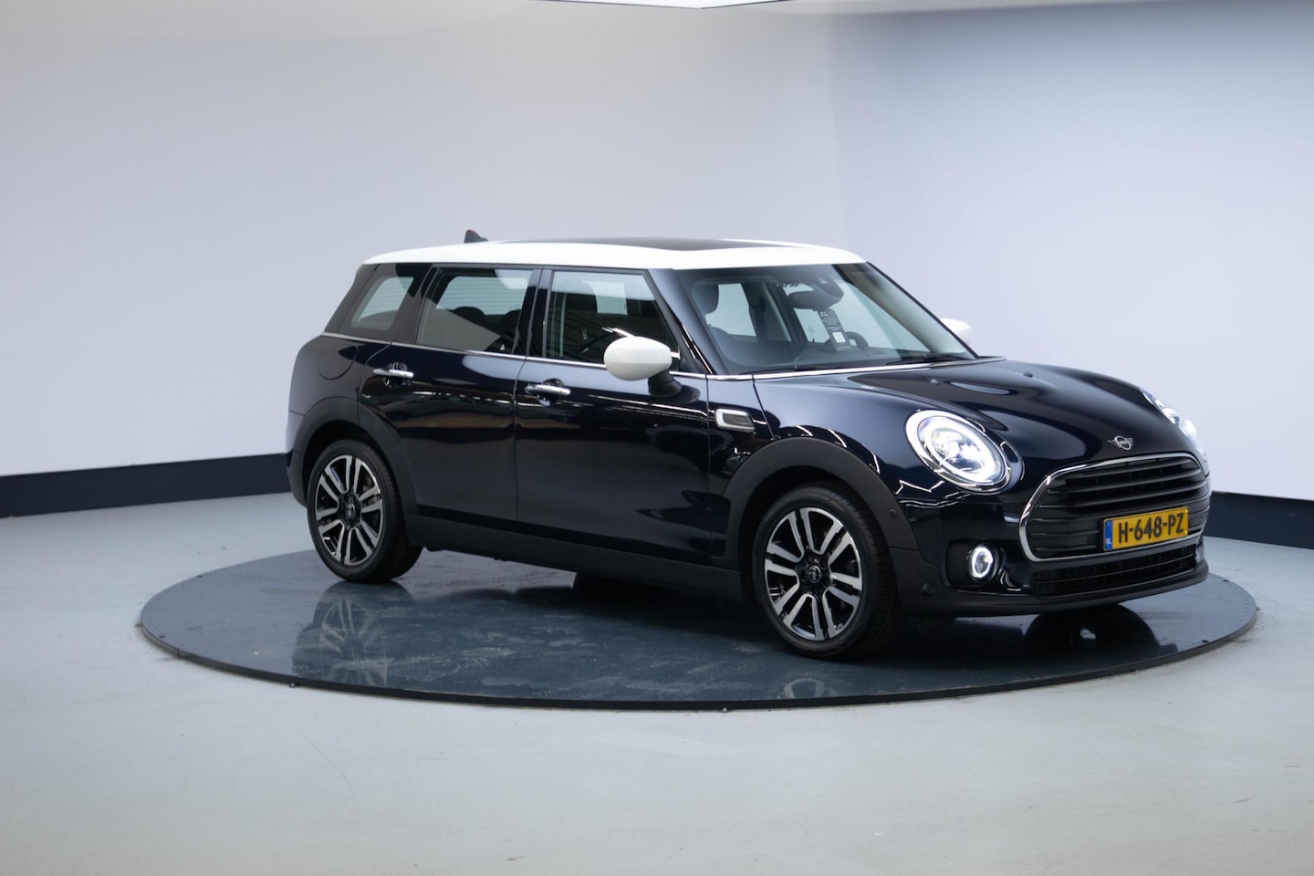 MINI Clubman - Mini 1.5 Cooper | Business Plus | Panoramadak | - AutoWereld.nl