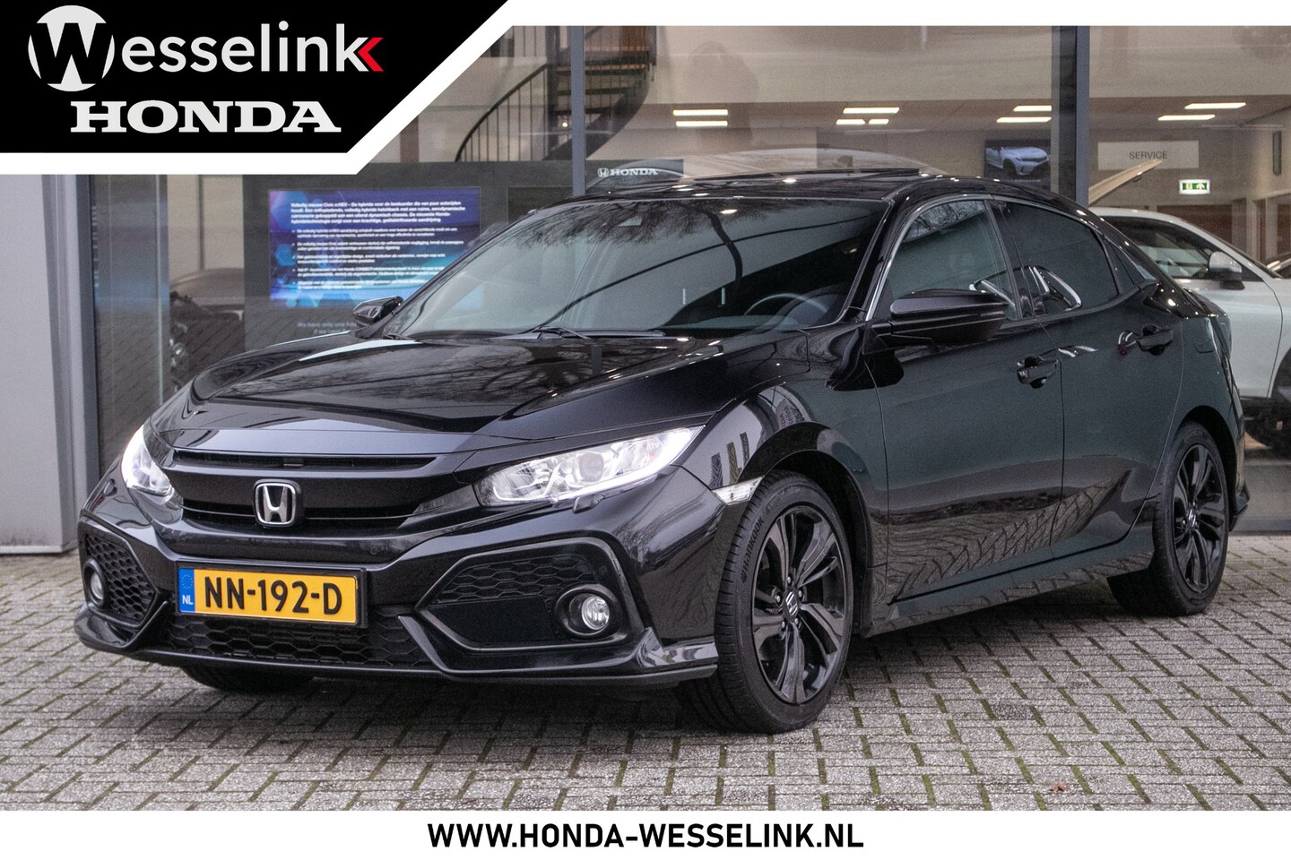 Honda Civic - 1.0 i-VTEC Elegance -All in rijklaarprijs | Navi | Dealer onderhouden | Camera - AutoWereld.nl