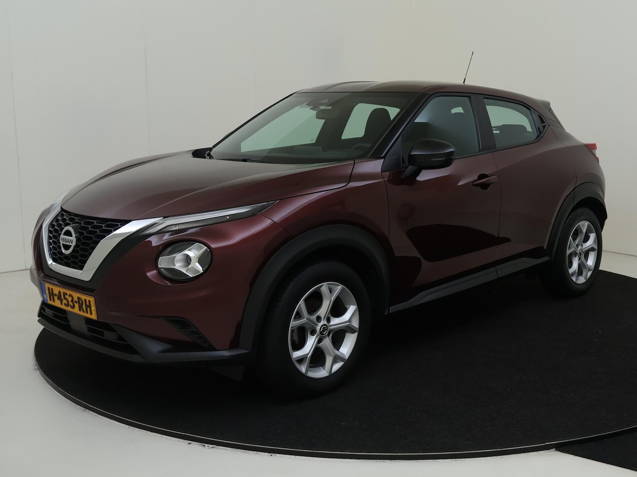 Nissan Juke - 1.0 - 117PK DIG-T Acenta | Camera | 17 inch Velgen | Climate Control | Licht & Regensensor - AutoWereld.nl